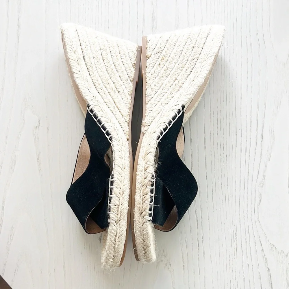 Bettye Muller Espadrille Wedge Platform Sandals Black Suede size 10 NWOT